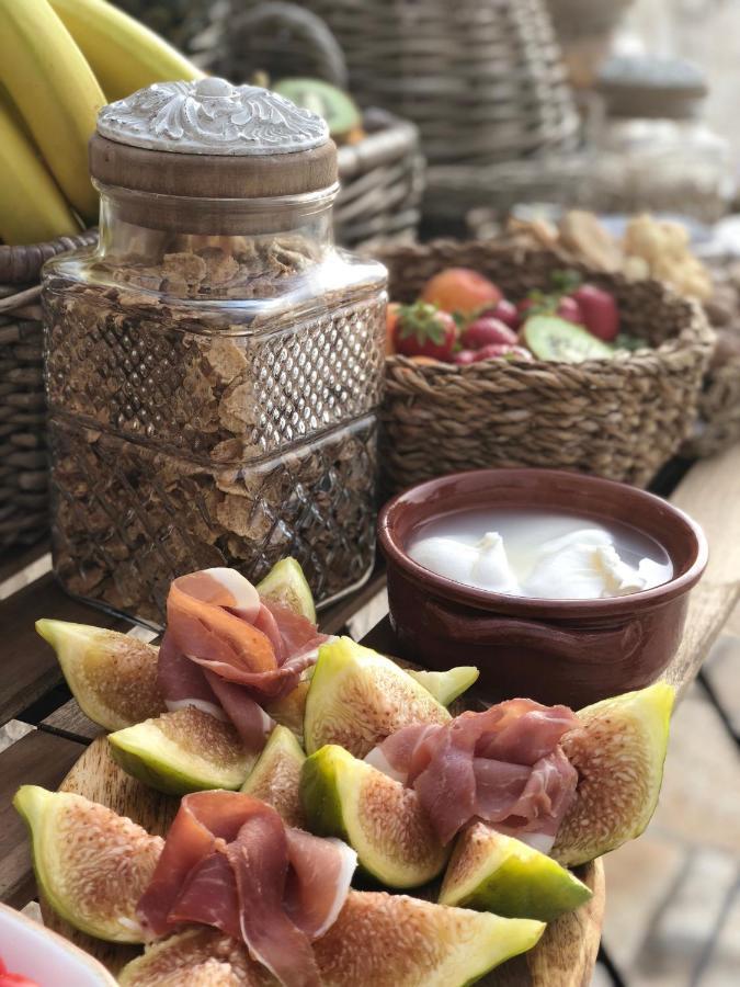 Dimora Le Ginestre Adults Only Bed and Breakfast Fasano Eksteriør billede