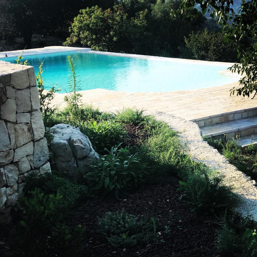 Dimora Le Ginestre Adults Only Bed and Breakfast Fasano Eksteriør billede