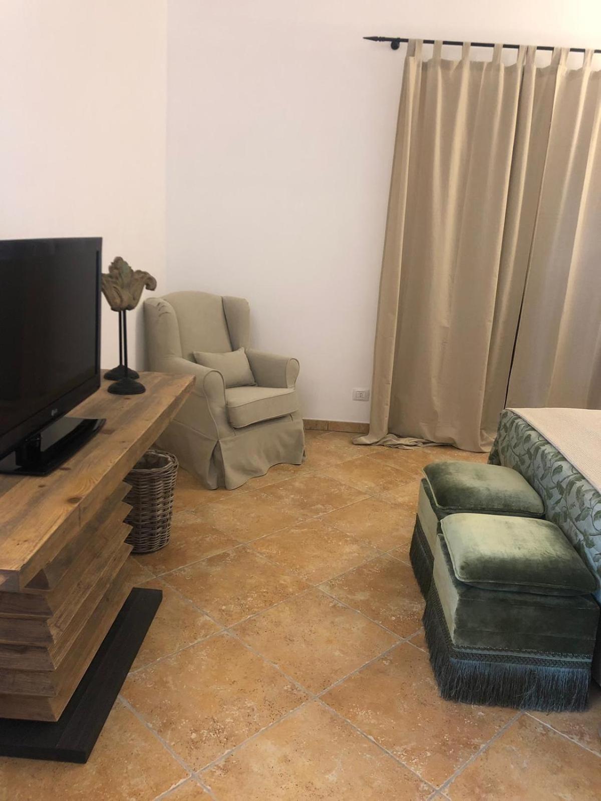 Dimora Le Ginestre Adults Only Bed and Breakfast Fasano Eksteriør billede