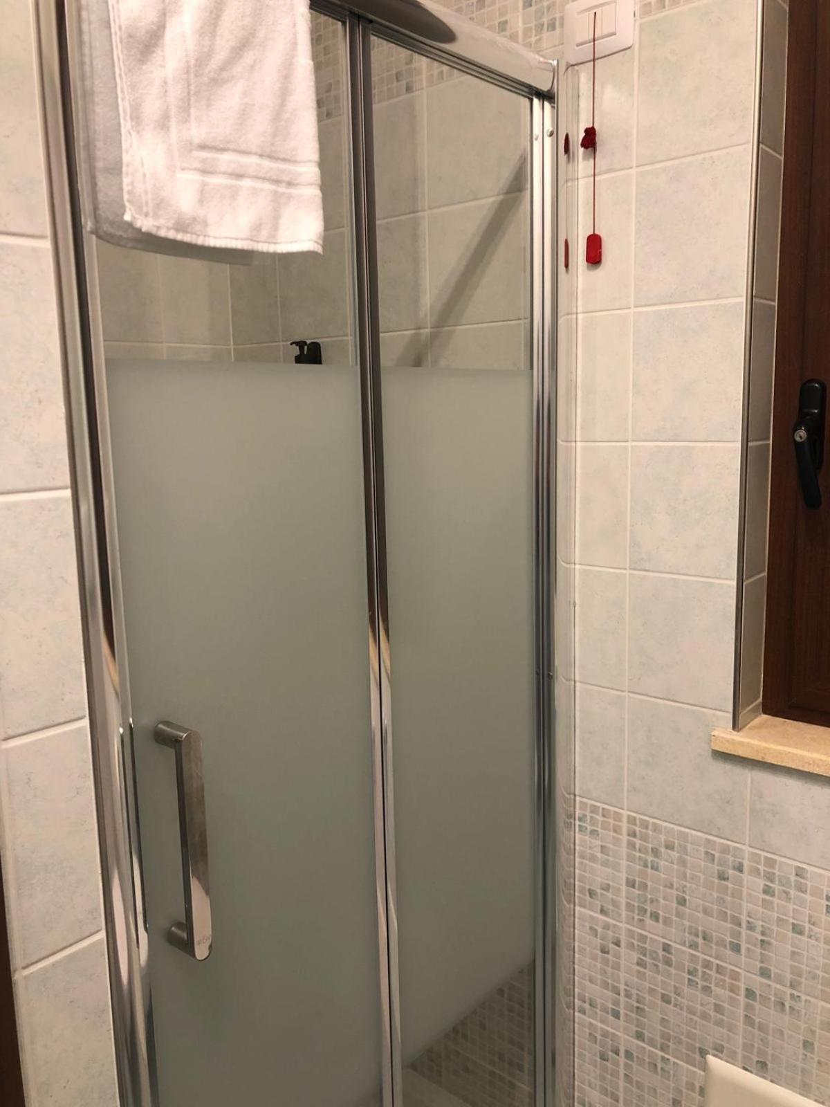 Dimora Le Ginestre Adults Only Bed and Breakfast Fasano Værelse billede