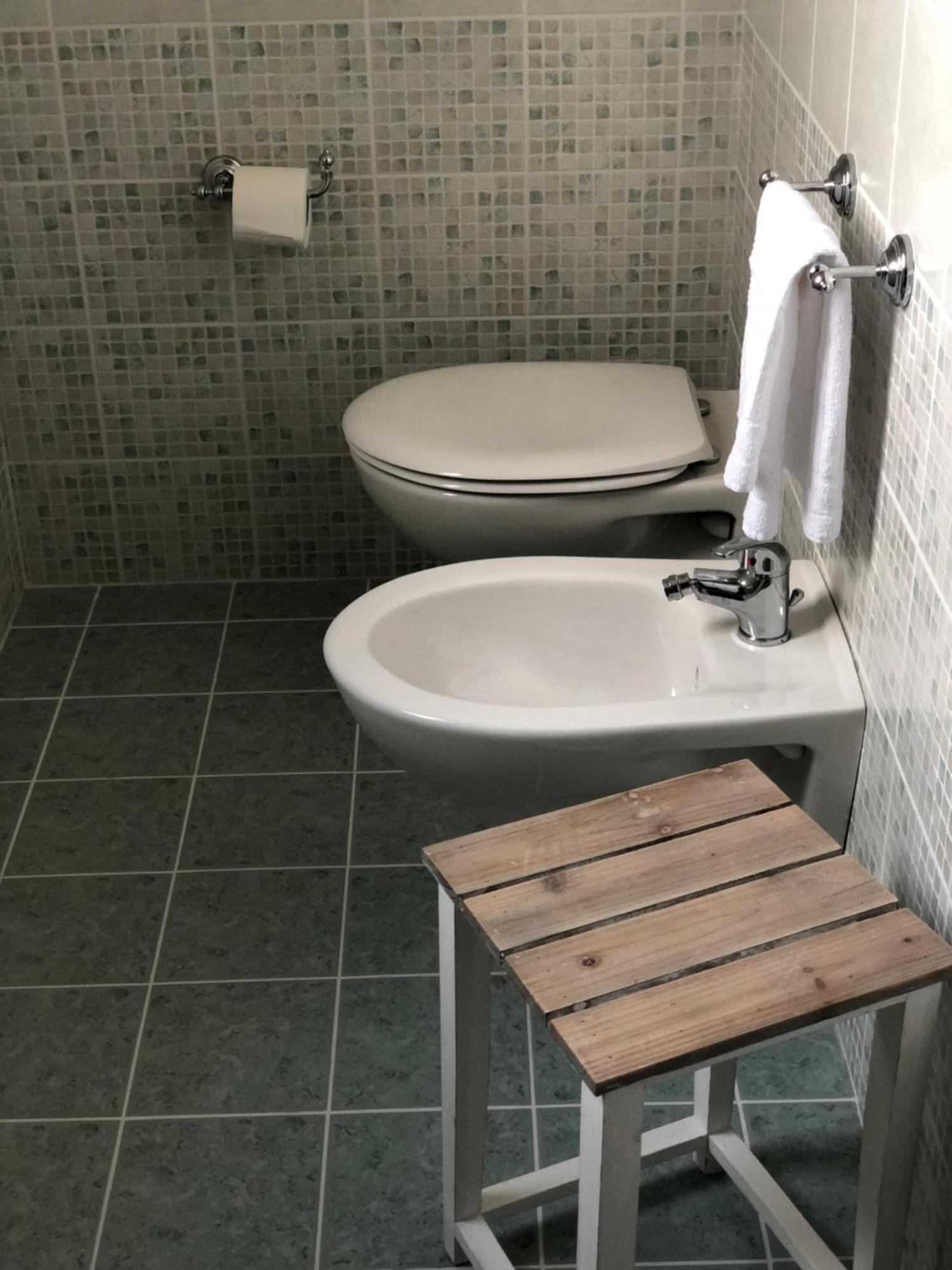 Dimora Le Ginestre Adults Only Bed and Breakfast Fasano Værelse billede
